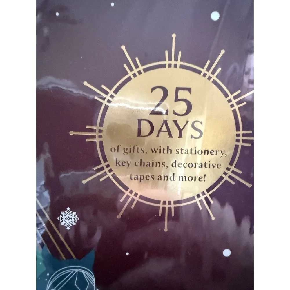 Harry Potter Official Advent Calendar Hogwarts Seasonal Surprises - 25 Days NEW!